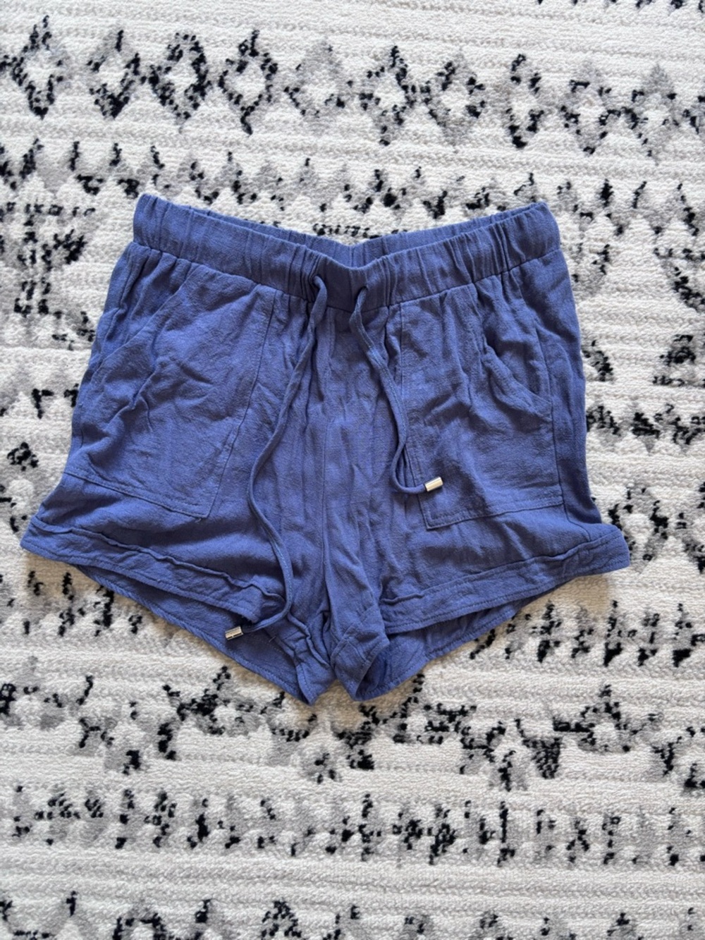Linen shorts